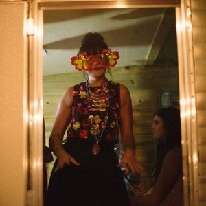 Meet your Posher, Caitlin